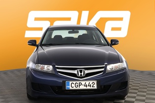 Honda Accord vaihtoauto