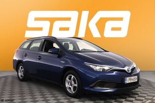 Toyota Auris vaihtoauto