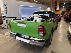 Toyota Hilux vaihtoauto