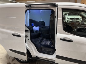 Ford Transit Courier vaihtoauto