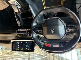 Peugeot 208 vaihtoauto