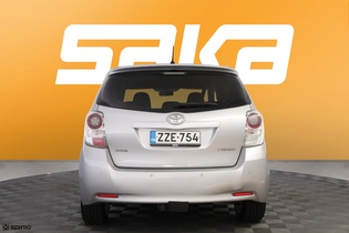 Toyota Verso vaihtoauto