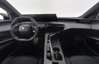 Peugeot E-5008 vaihtoauto