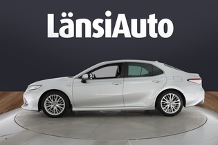 Toyota Camry vaihtoauto