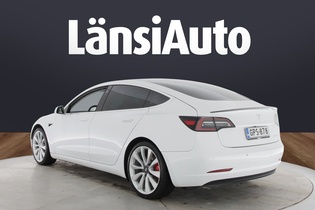 Tesla Model 3 vaihtoauto