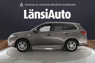 Mitsubishi Outlander PHEV vaihtoauto