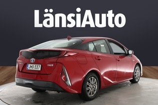 Toyota Prius Plug-in vaihtoauto