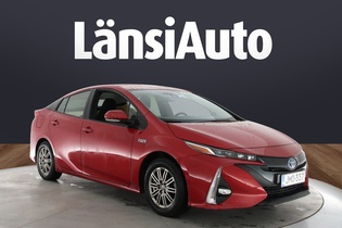 Toyota Prius Plug-in vaihtoauto