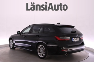 BMW 320 vaihtoauto