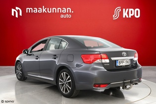 Toyota Avensis vaihtoauto