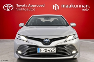 Toyota Camry vaihtoauto