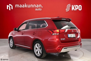 Mitsubishi Outlander PHEV vaihtoauto