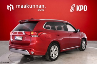 Mitsubishi Outlander PHEV vaihtoauto