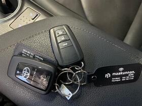 Toyota Camry vaihtoauto