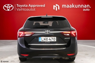 Toyota Avensis vaihtoauto