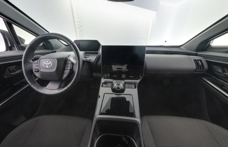 Toyota bZ4X vaihtoauto