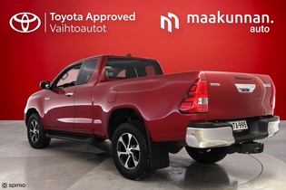 Toyota Hilux vaihtoauto