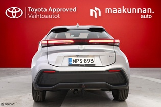 Toyota C-HR vaihtoauto