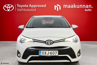 Toyota Avensis vaihtoauto