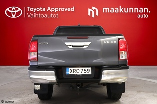 Toyota Hilux vaihtoauto