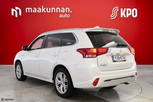 Mitsubishi Outlander PHEV vaihtoauto