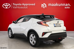 Toyota C-HR vaihtoauto
