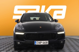 Porsche Cayenne vaihtoauto