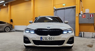 BMW 330 vaihtoauto