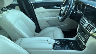 Mercedes-Benz CLS vaihtoauto