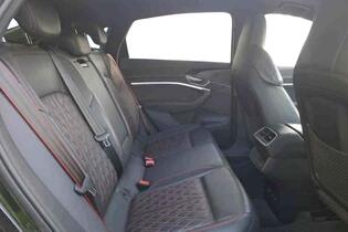 Audi Q8 e-tron vaihtoauto