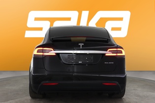Tesla Model X vaihtoauto