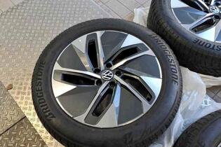 Volkswagen ID.4 vaihtoauto