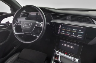 Audi e-tron vaihtoauto