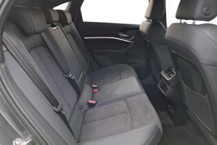 Audi Q8 e-tron vaihtoauto