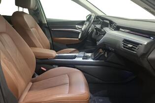 Audi Q8 e-tron vaihtoauto