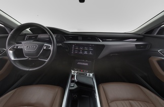 Audi Q8 e-tron vaihtoauto