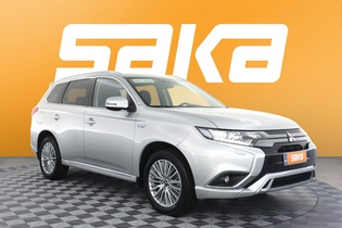 Mitsubishi Outlander PHEV vaihtoauto