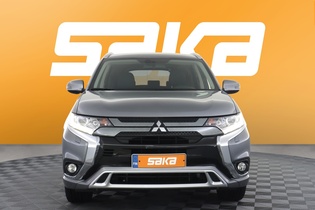 Mitsubishi Outlander PHEV vaihtoauto