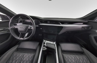 Audi Q8 e-tron vaihtoauto