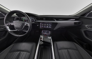 Audi Q8 e-tron vaihtoauto