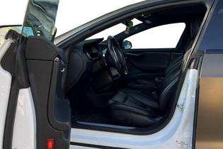 Tesla Model S vaihtoauto