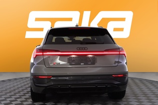 Audi Q8 e-tron vaihtoauto