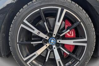 BMW i5 M60 vaihtoauto