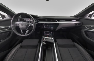 Audi Q8 e-tron vaihtoauto