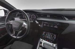 Audi e-tron vaihtoauto
