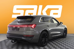 Audi Q8 e-tron vaihtoauto