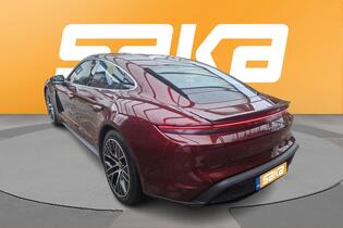 Porsche Taycan vaihtoauto