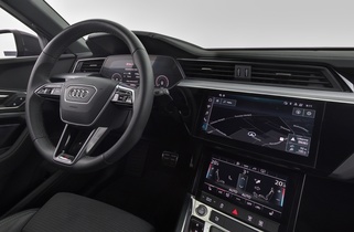 Audi Q8 e-tron vaihtoauto