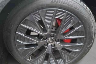 Audi Q8 e-tron vaihtoauto