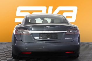 Tesla Model S vaihtoauto